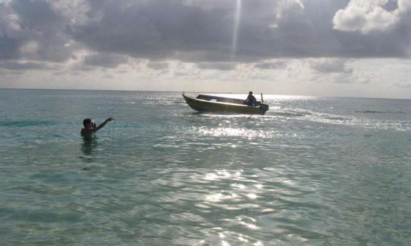 motorcsonak_tenger_halaszat