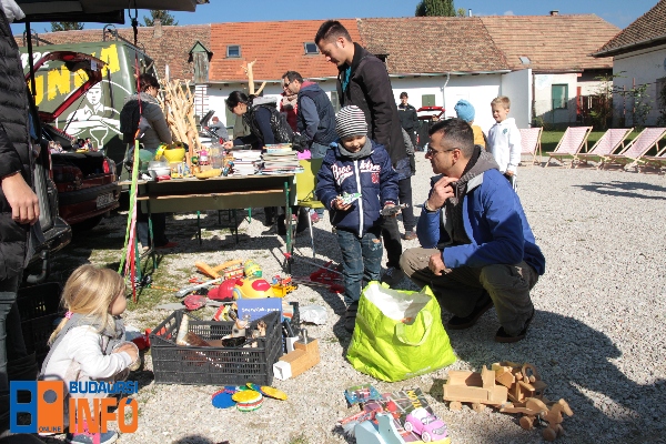 16_10_08_garazsvasar_zichy-5