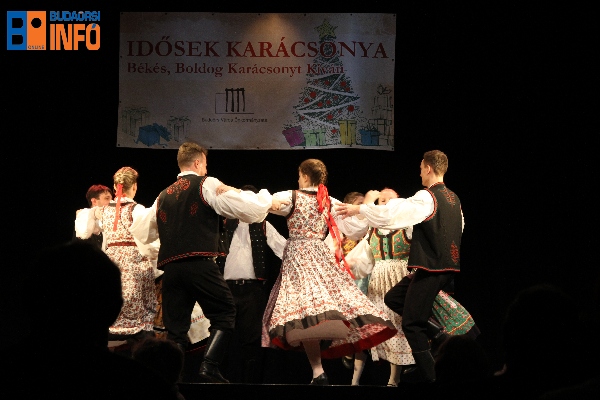 16_idosek_karacsonya-6