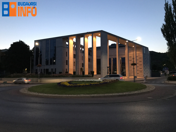 varoshaza_budaors_este_2017jun