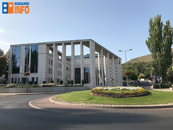 budaors_varoshaza_02_2017aug26