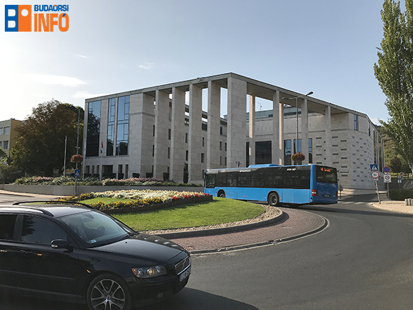 budaors_varoshaza_bkk_busz_korforgalom_2017aug26