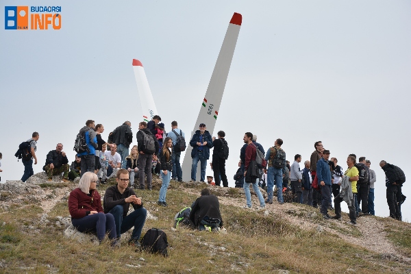 17_10_21_EMLEKMUAVATAS (4)