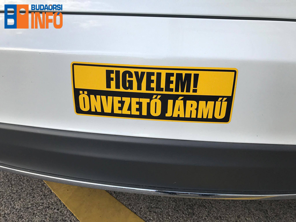 onvezeto_auto_vezeto_nelkuli_jarmu_tesla