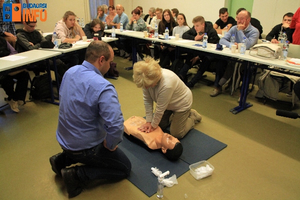 elsosegelyeloadas17_11_06_3