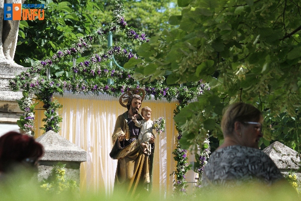 18_urnapiviragszonyeg (35)