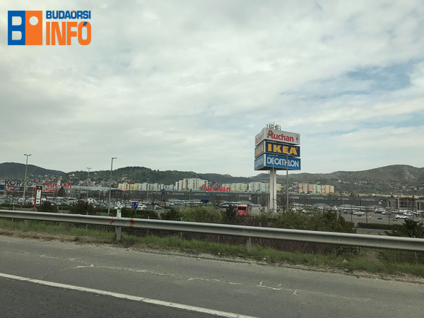 auchan_ikea_decathlon_bevasarlo_kozpont_budaors_2019apr