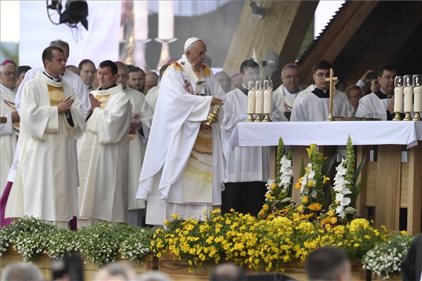 ferenc_papa_csiksomlyo3_2019jun1