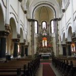 A VIII. kerületben, a Lõrinc pap téren áll ez a Jezsuita templom. 1888-1909 között épült Kauser József tervei alapján.