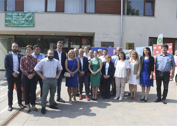 polgarmesterjeloltek2019