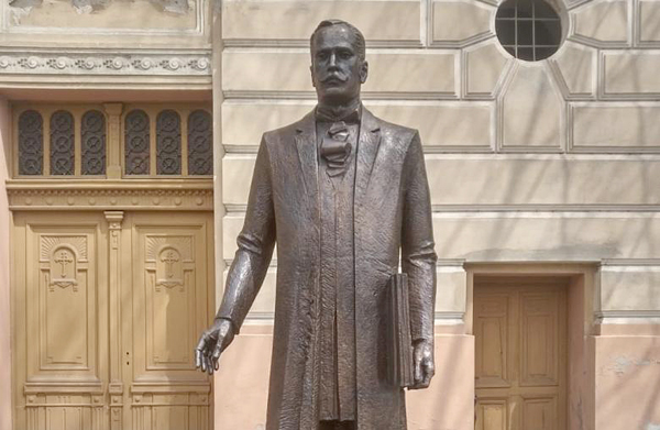 rimanoczy_szobor1_nagyvarad_2020