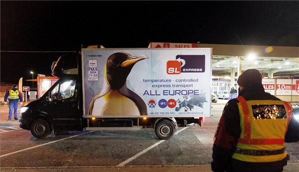 koronavirus_vakcina_elso_szallitmany_2020dec26_hegyeshalom