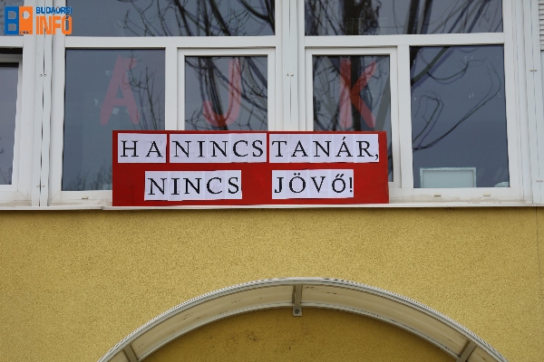 pedagogussztrajk2022_01_31 (26)illyes