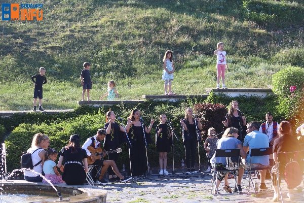 romanoglaszohe2022tkalvariadomb1