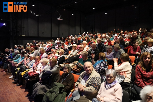 idosekkaracsonya2023 (2)