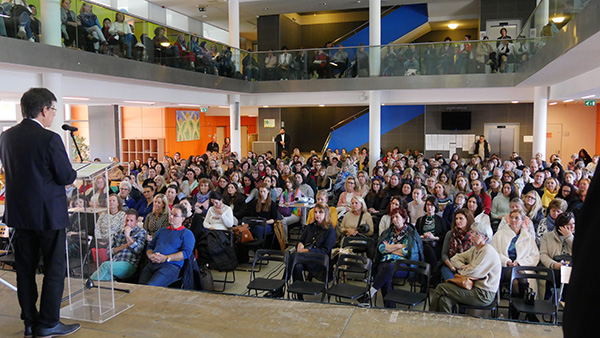 2024. november 4-én Pedagógiai Szakmai Napot tartottak Budaörsön az 1. Számú Általános Iskola aulájában