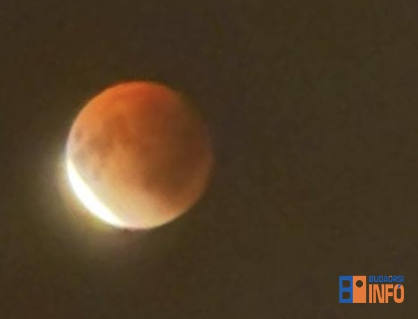 holdfogyatkozas_pilis_2025szept7