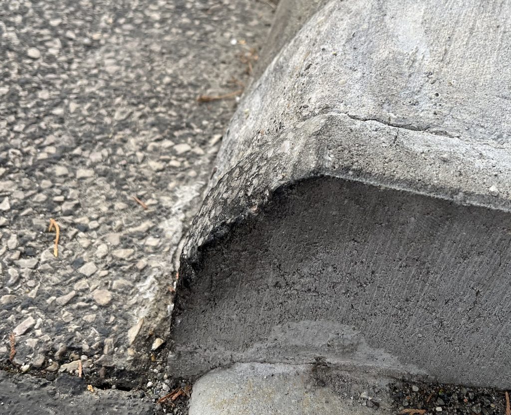 2025okt11_budaorsiek_foto_eles_jardaszegely_baleset_01