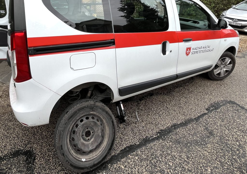 2025okt11_budaorsiek_foto_eles_jardaszegely_baleset_04