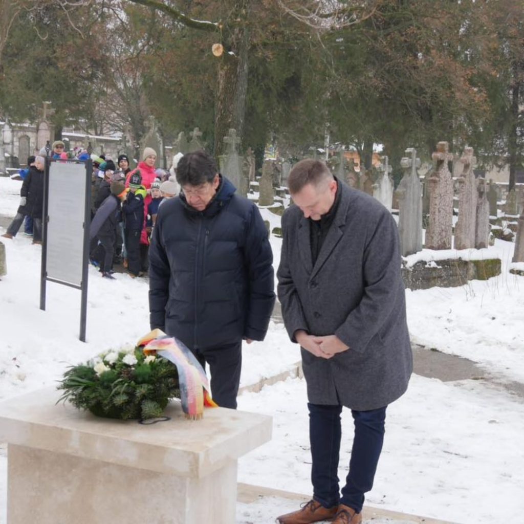 budaors_2026jan16_nemet_kiuzetes_megemlekezes_koszoruzas_kep2_Kalovits_facebook