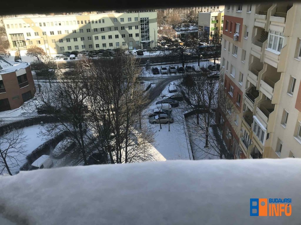 budaors_lakotelep_rendorseg_teli_havazas_2026jan8