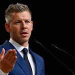 Magyar Péter, a Tisza Párt elnöke nemzetközi sajtótájékoztatót tart az országgyűlési választásokat követően a Hungexpo Kongresszusi Központban 2026. április 13-án. MTI/Hegedüs Róbert