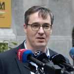 Budapest, 2026. április 14. Karácsony Gergely főpolgármester Legyen vége Budapest megsarcolásának is! címmel tartott sajtótájékoztatóján Budapesten, a Magyar Államkincstár épülete előtt 2026. április 14-én. MTI/Kocsis Zoltán