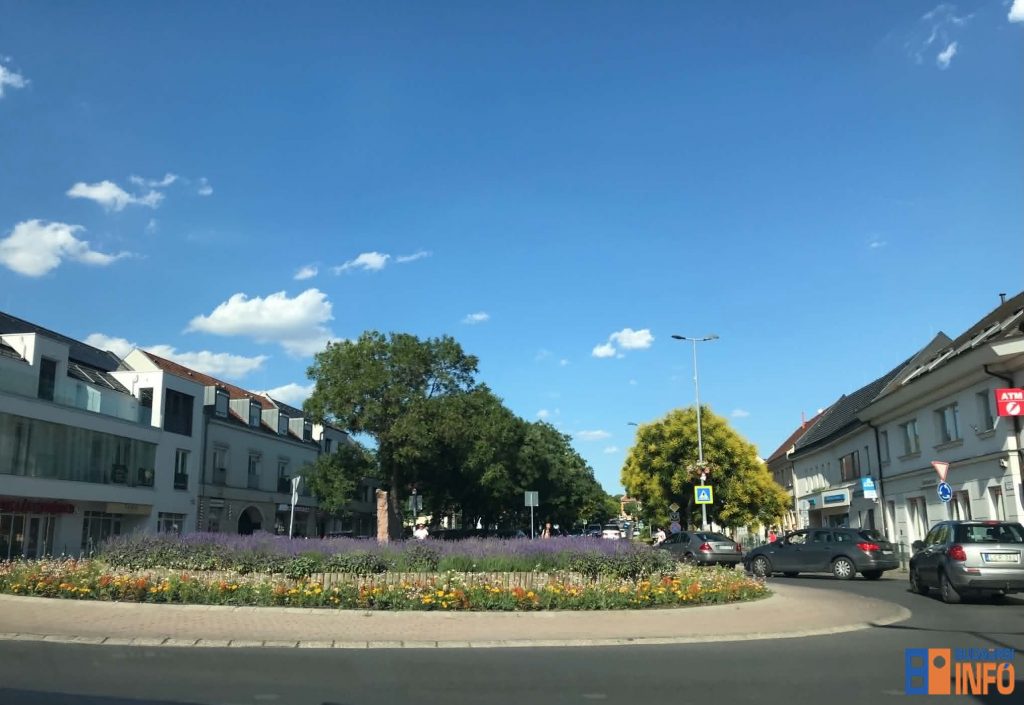 budaors_szabadsag_ut_korforgalom_katoly_kir_kozlekedes