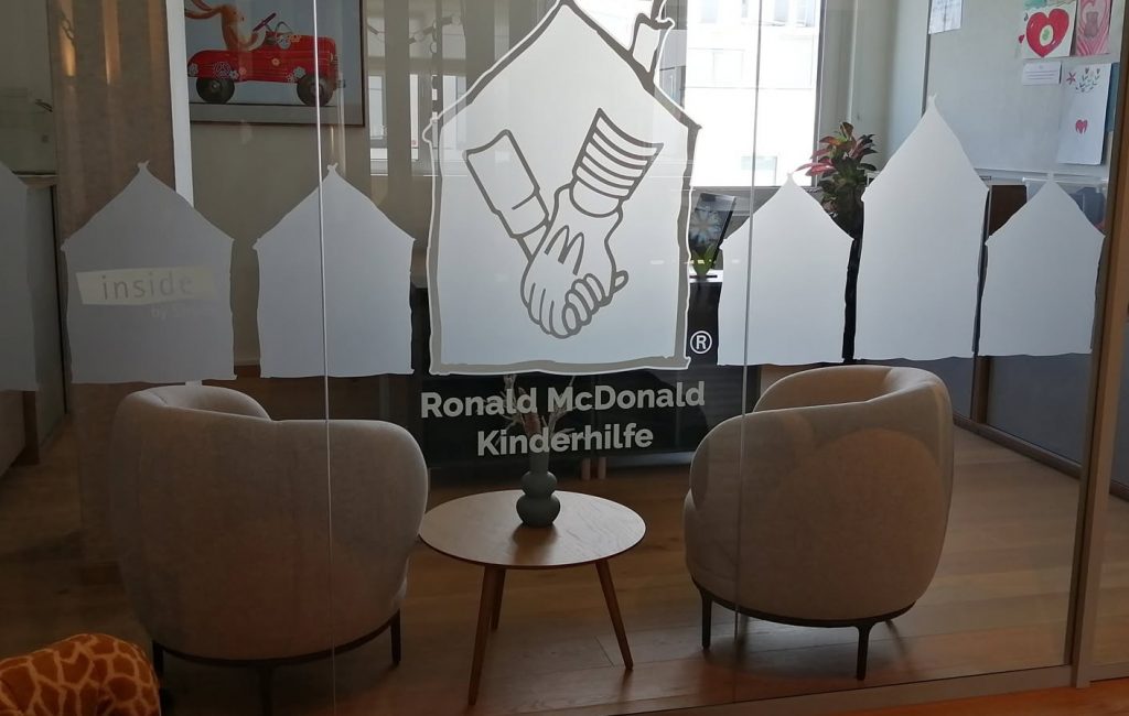 ronald_mcdonald_haz_becs_2026jun25_egy_sziv